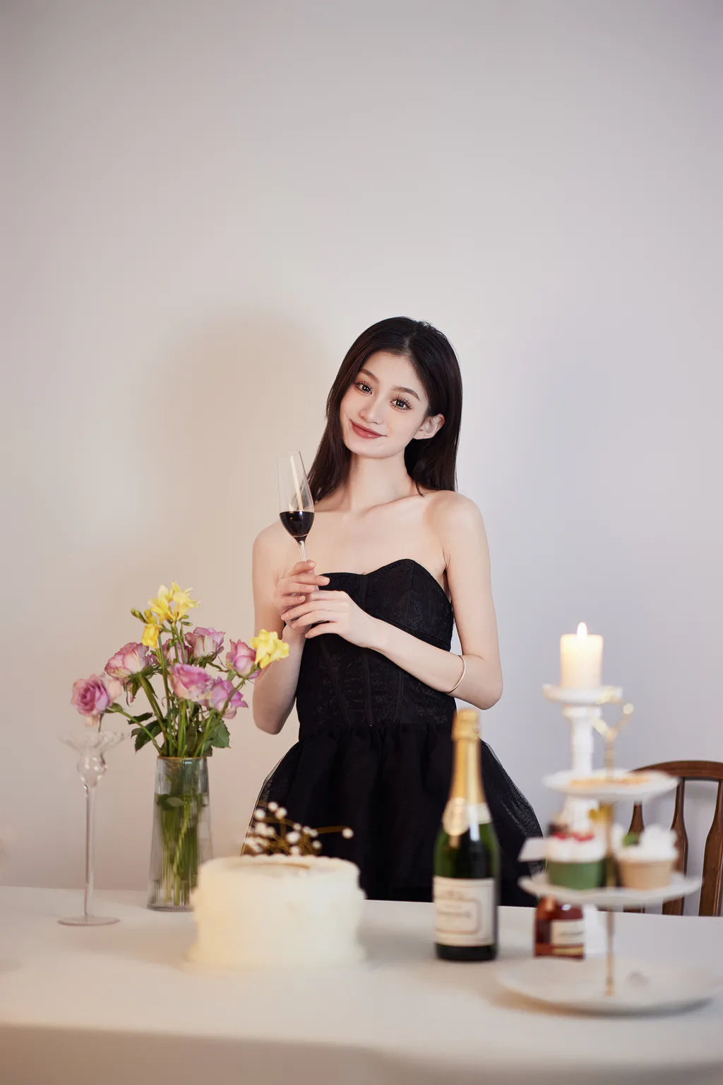 [YITUYU艺图语]2023.04.13 生日快乐 小多多要爆富 [28+1P/469MB]插图