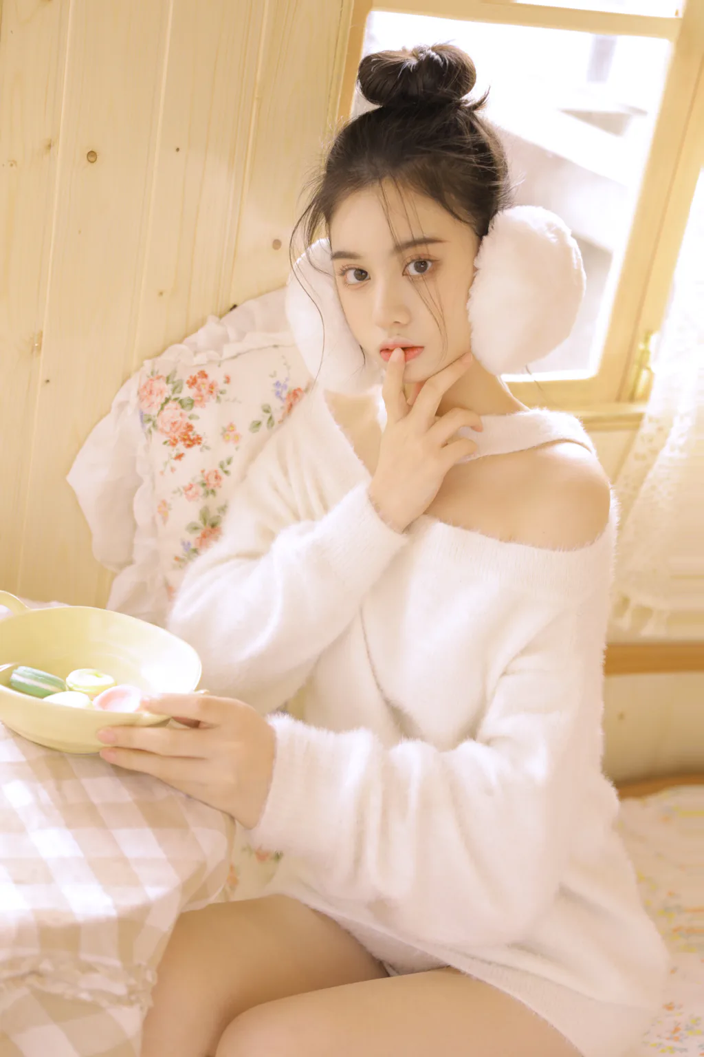 [YITUYU艺图语]2023.03.19 木屋.纯欲少女 素素[22+1P/132MB]插图