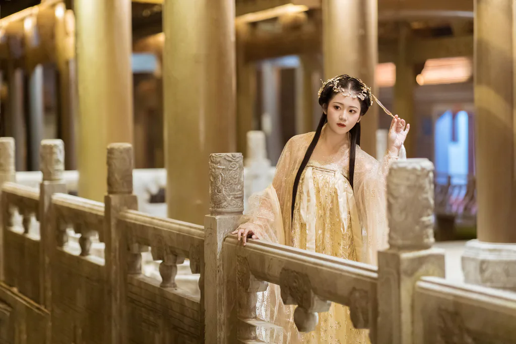 [YITUYU艺图语]2023.04.04 西域迷城 沉诗思[24+1P/350MB]插图