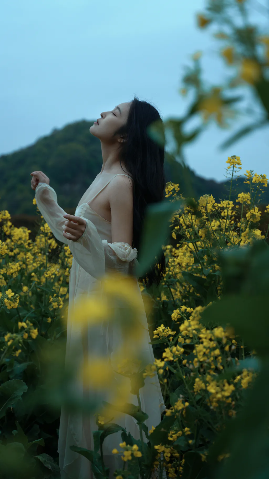 [YITUYU艺图语]2023.04.14 昼夜交替 爱探险的夏商周 [25+1P/403MB]插图1
