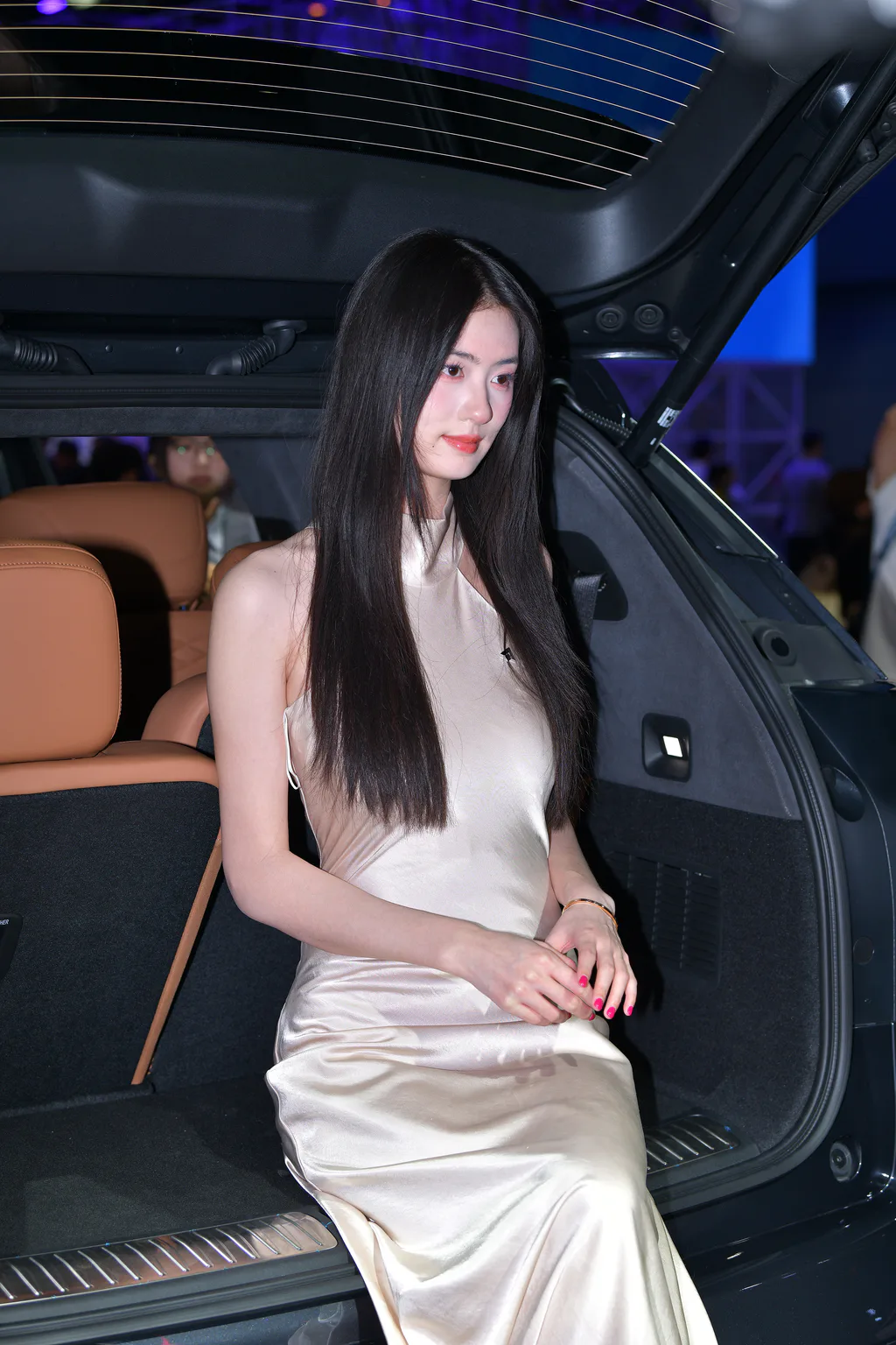 精选街拍作品 NO.6714 丝质长裙周周酱[59P/100MB]插图3