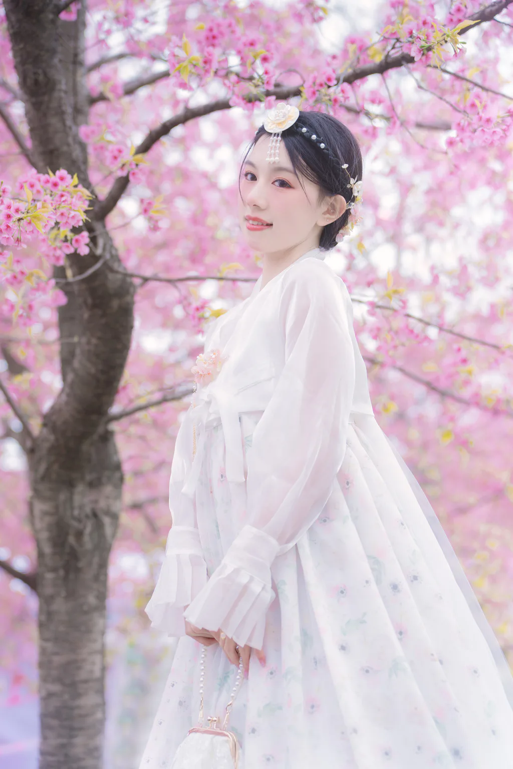 [YITUYU艺图语]2023.03.24 延边公主樱花祭 初初[21+1P/84MB]插图1