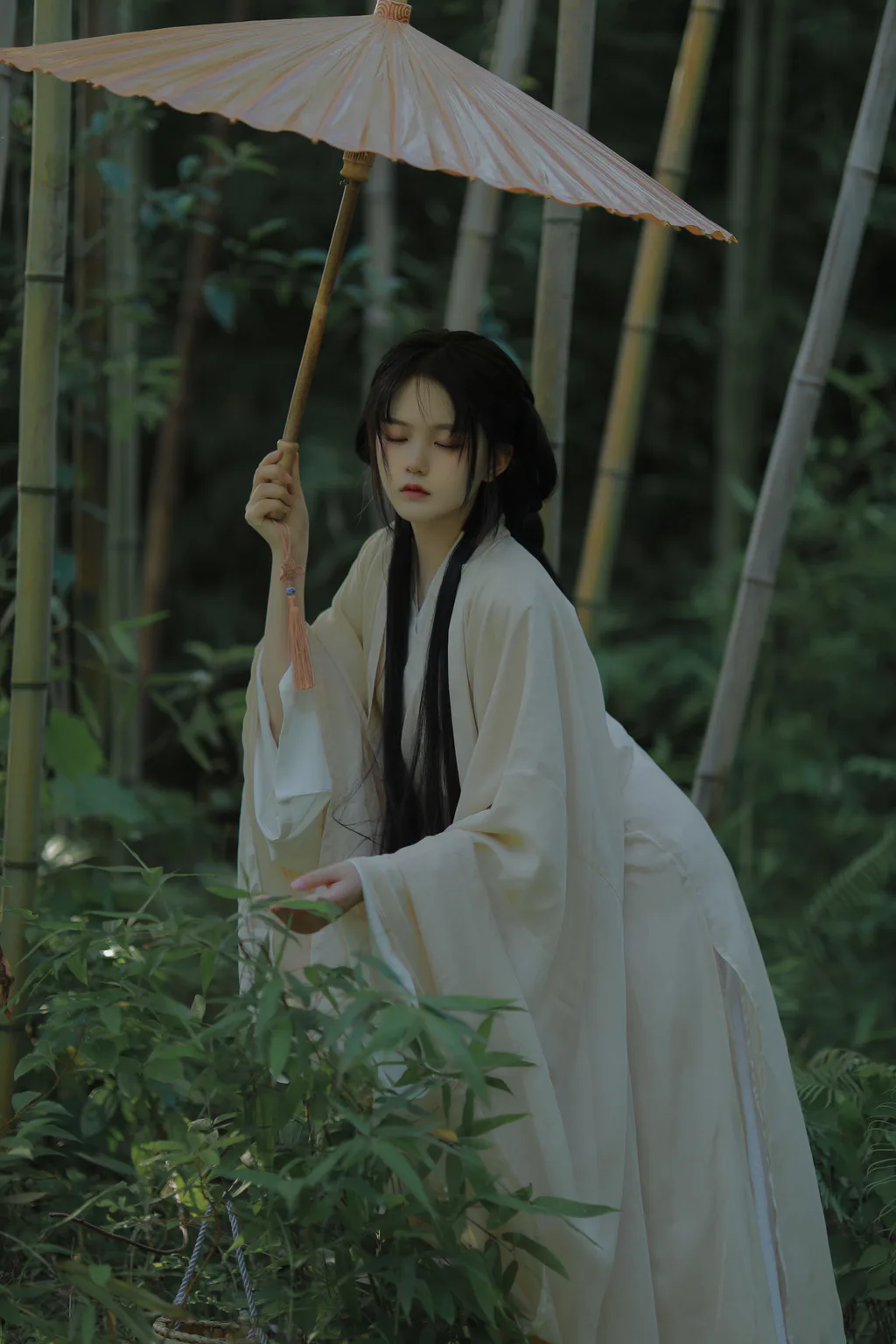 [YITUYU艺图语]2023.04.09 清冷感汉服写真 wenyujia[24+1P/209MB]插图1