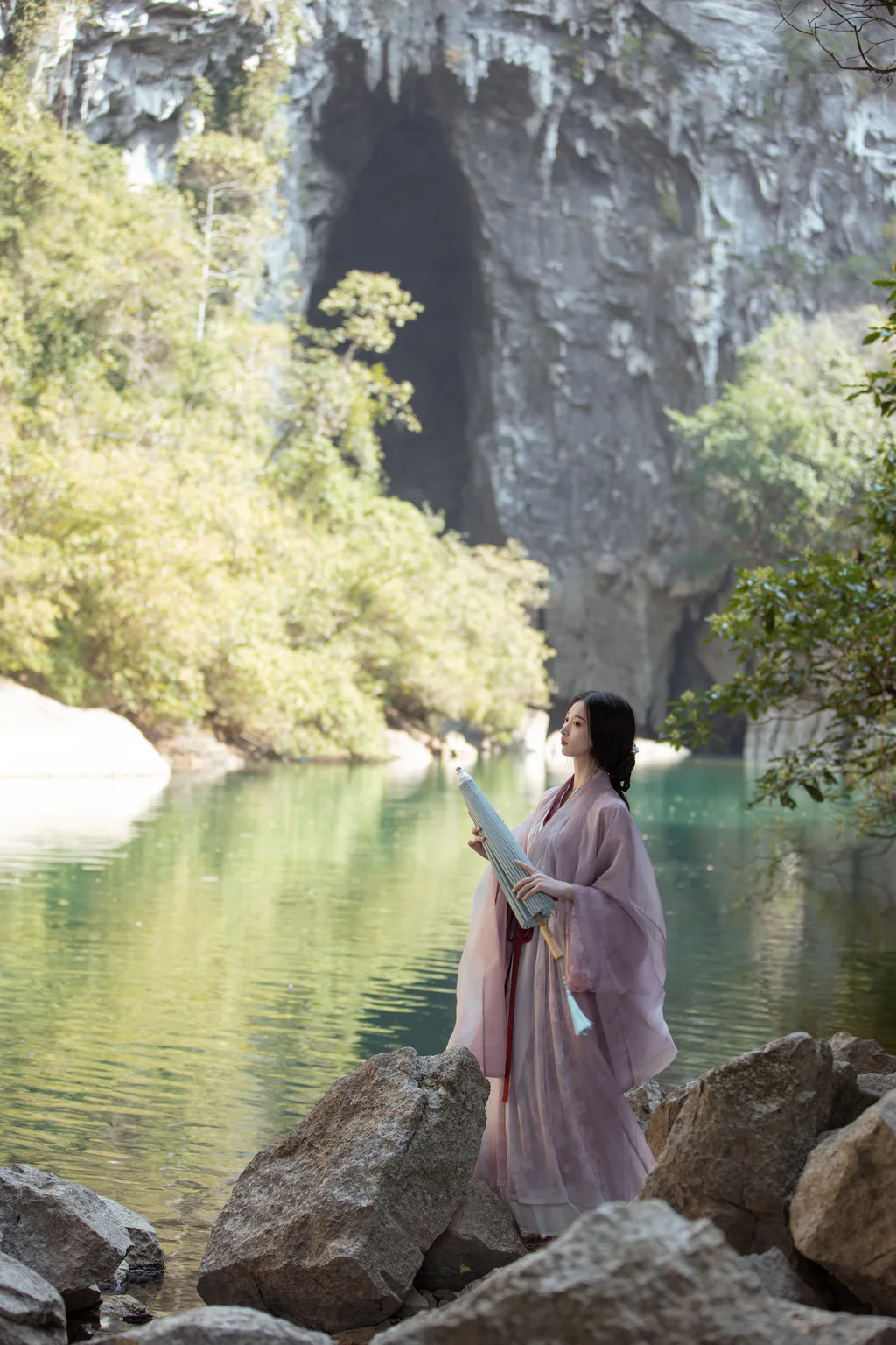 [YITUYU艺图语]2023.03.16 情知 阿moon[31+1P/330MB]插图