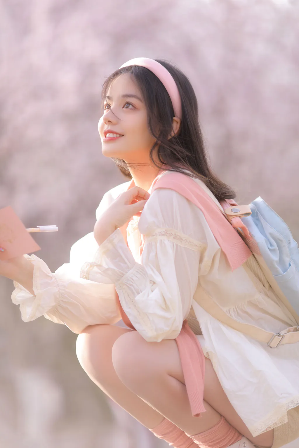 [YITUYU艺图语]2023.03.26 樱花树下 仙女矿泉水[21+1P/104MB]插图1