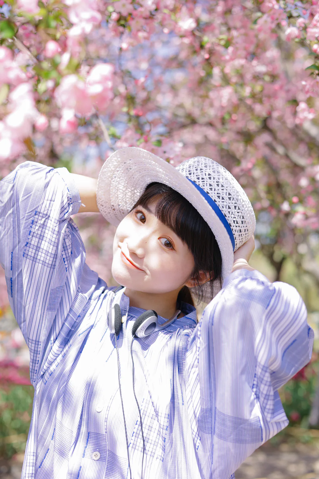 [YITUYU艺图语]2023.03.28 海棠花开 蓝胖子[35+1P/329MB]插图3