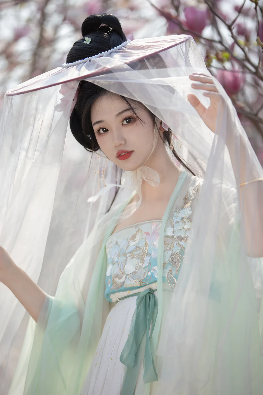 [YITUYU艺图语]2023.03.26 玉兰 晚江亭[32+1P/297MB]插图