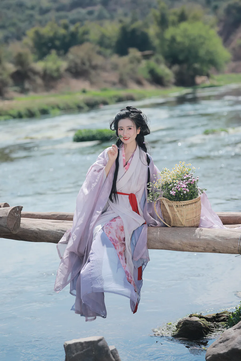 [YITUYU艺图语]2023.04.09 去随青草牧春牛 瑜瑾[24+1P/524MB]插图2