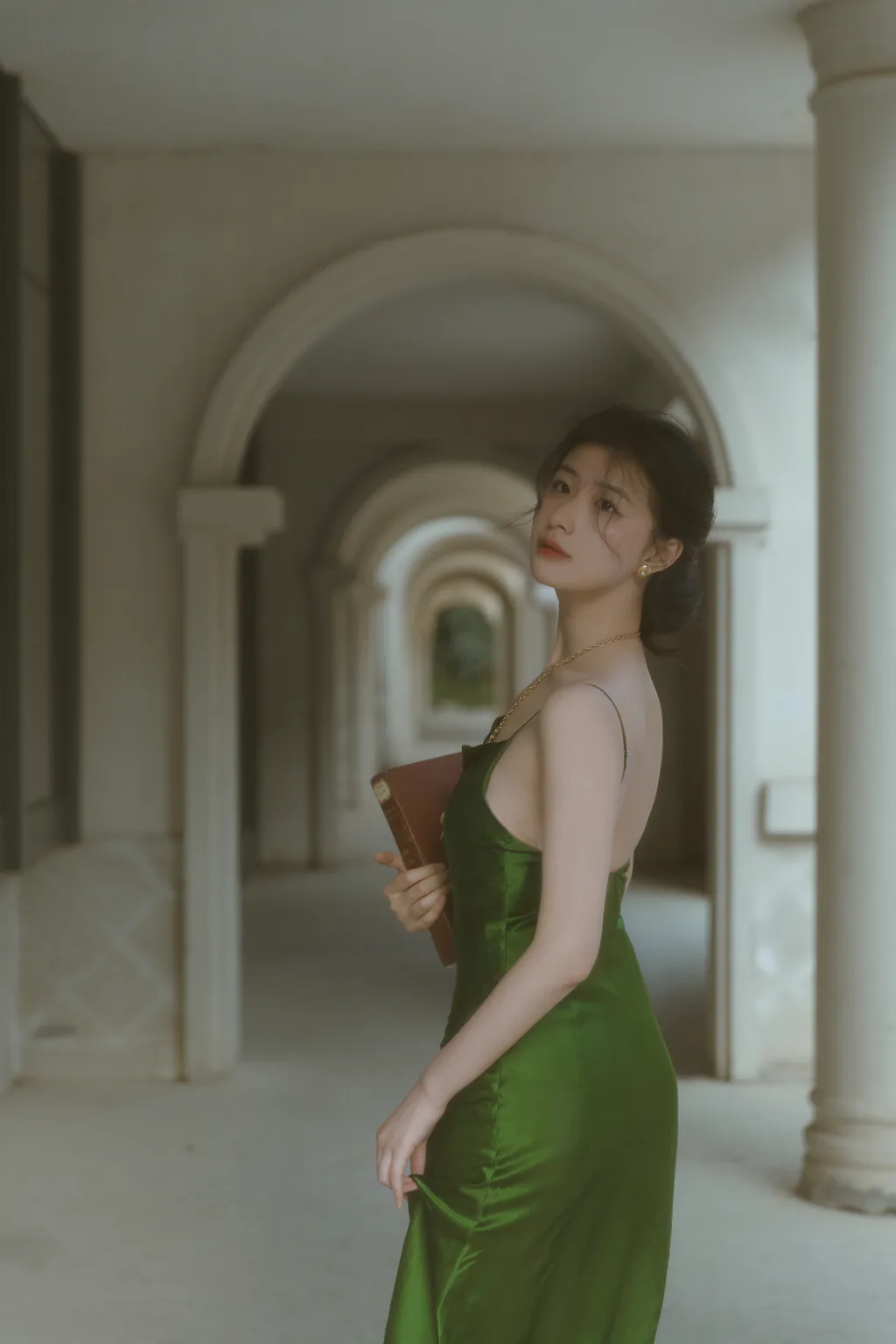 [YITUYU艺图语]2023.04.10 亲爱的塞西莉亚 杨佳欣[25+1P/298MB]插图2