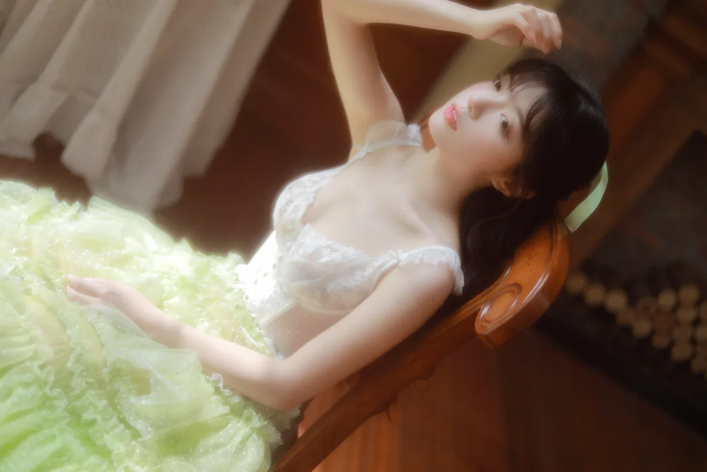 [YITUYU艺图语]2023.04.08 花样年华 零小七-[43+1P/380MB]插图3