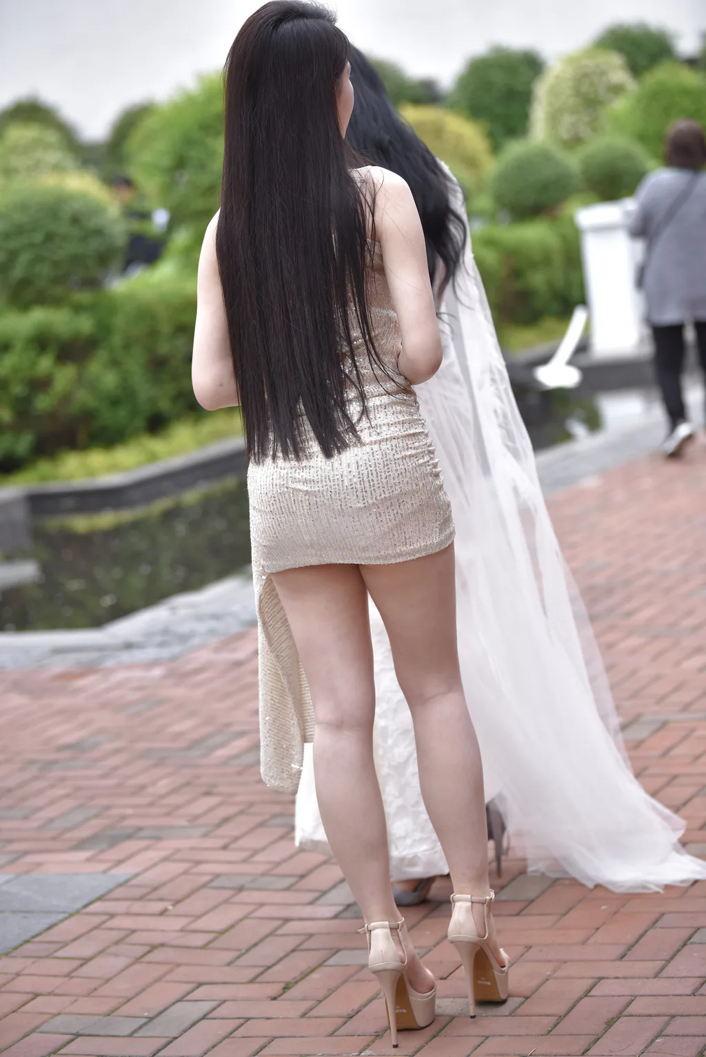 精选街拍作品 NO.6699 好光滑的皮肤[150P/170MB]插图