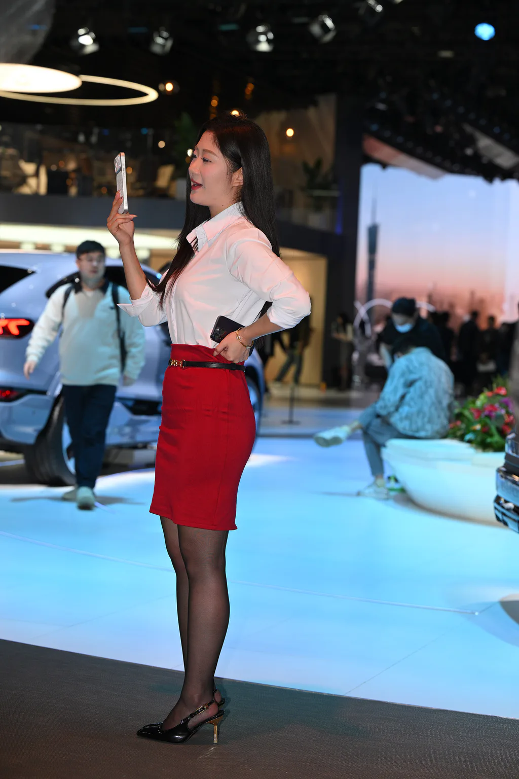 精选街拍作品 NO.6761 韵味白衬衫红裙黑丝[96P/161MB]插图