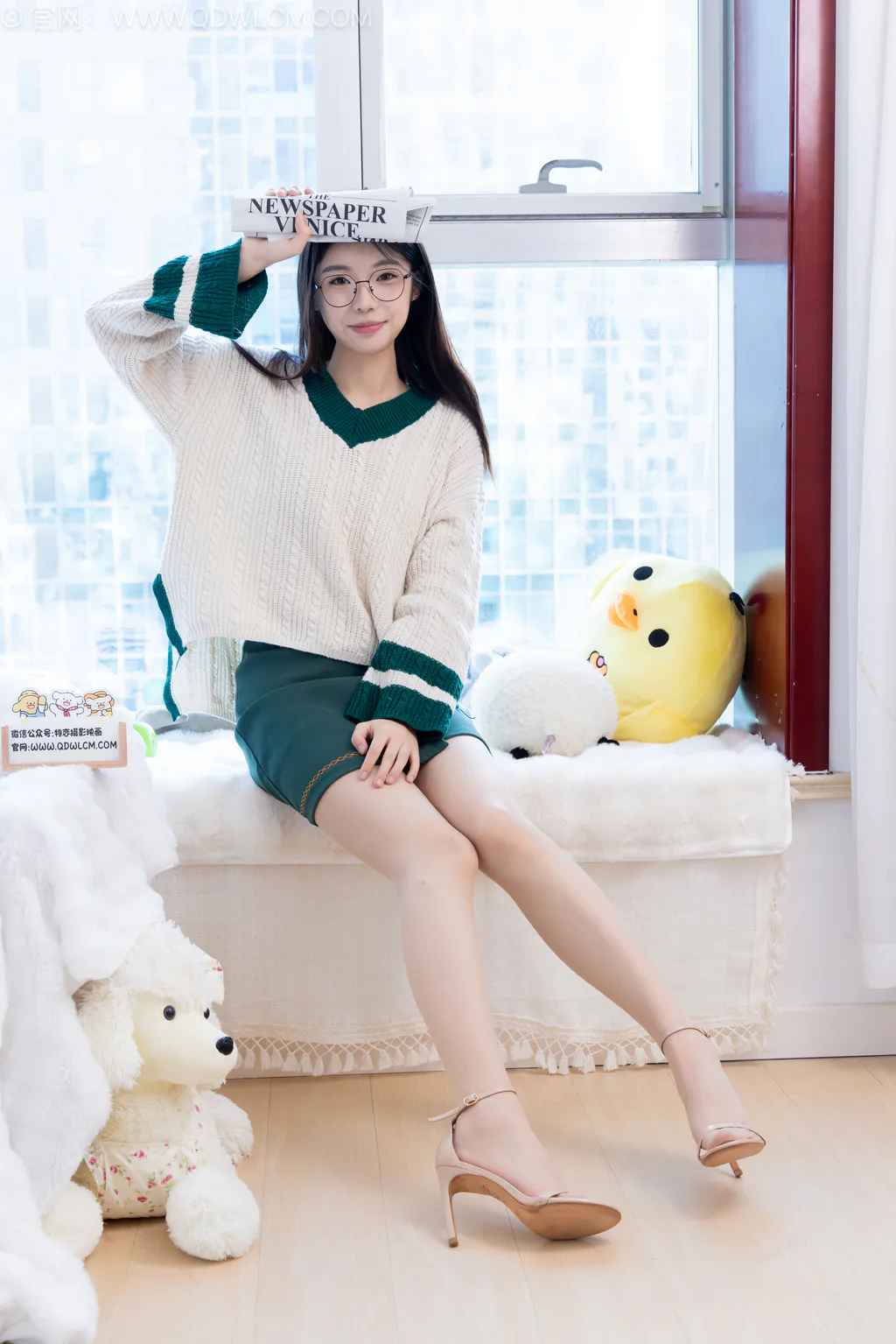 勿恋传媒 NO.2635 青提-高跟凉鞋、薄肉丝、裸足[150P/1V/6.61GB]插图3