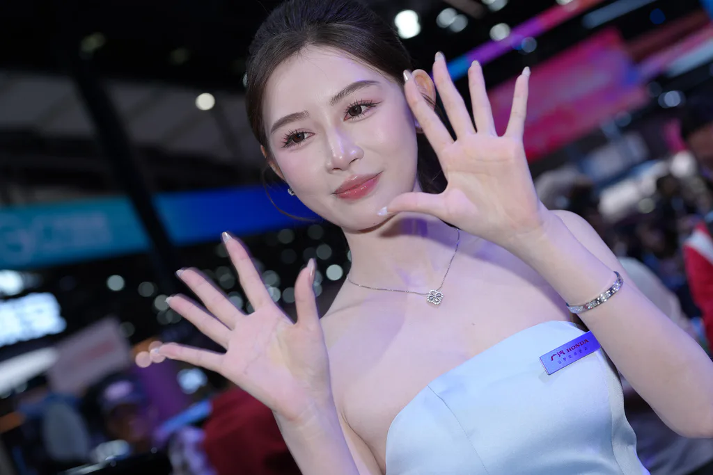 精选街拍作品 NO.6697 气质白色短裙[77P/55MB]插图