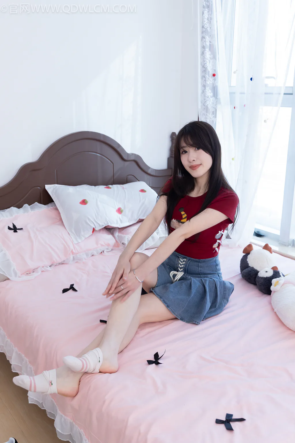 勿恋传媒 NO.2627 麦穗-板鞋、白棉袜、裸足[156P/1V/4.04GB]插图