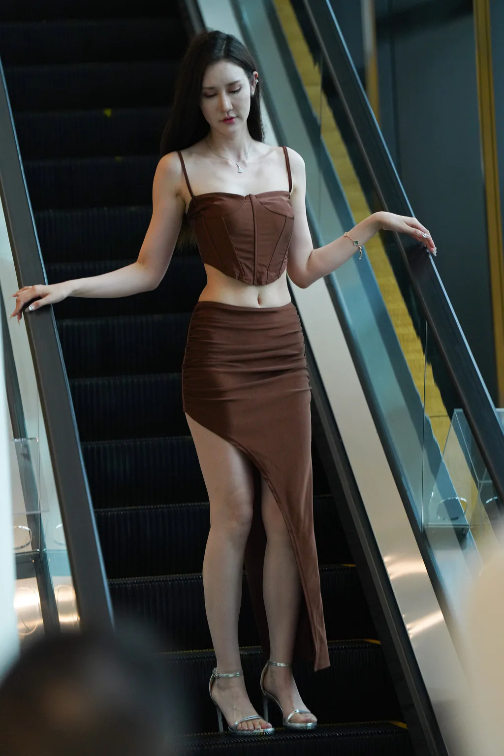 精选街拍作品 NO.6785 长腿长裙[117P/259MB]插图