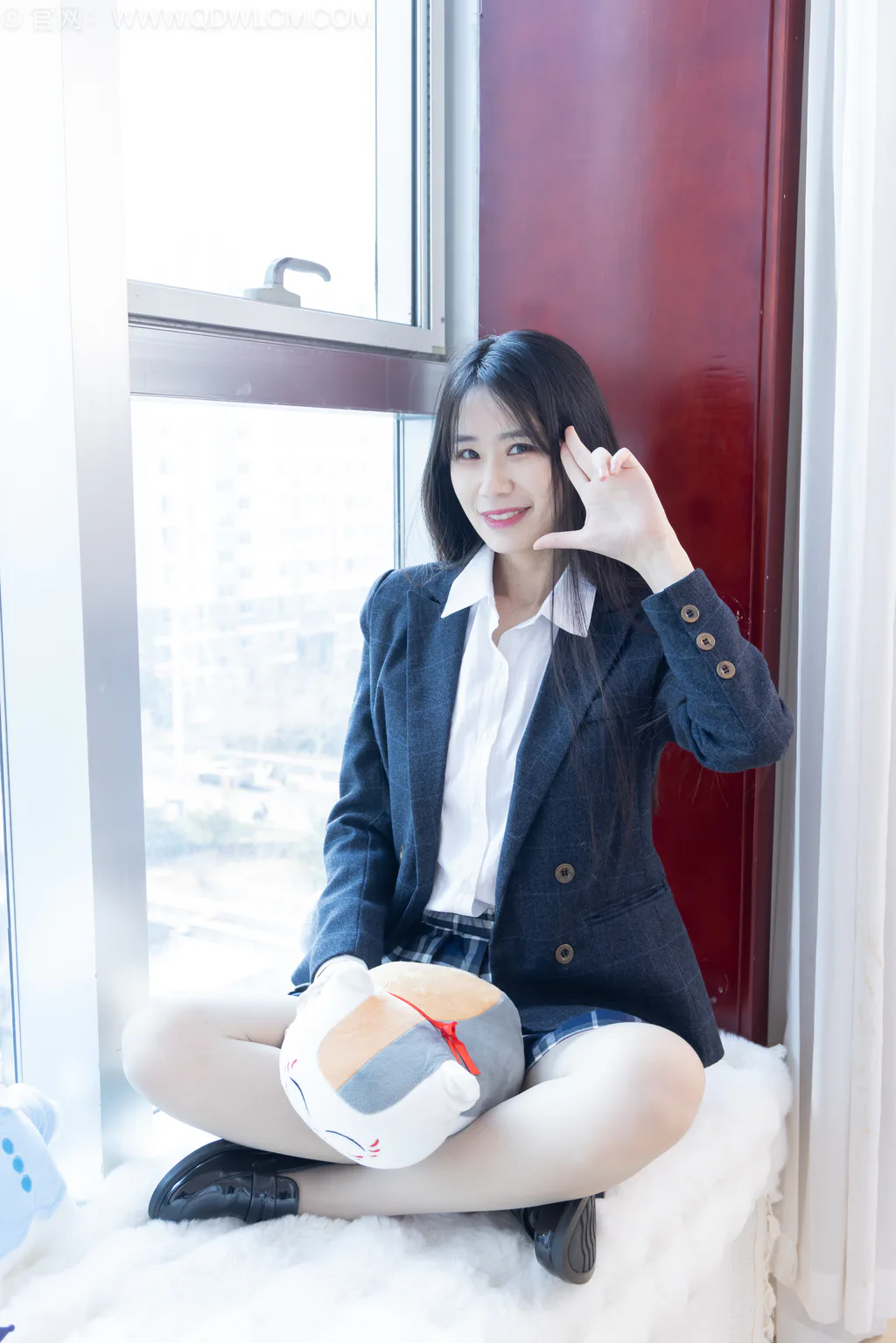 勿恋传媒 NO.2630 菜菜-皮鞋、薄灰丝、裸足、jk至服[164P/1V/4.01GB]插图