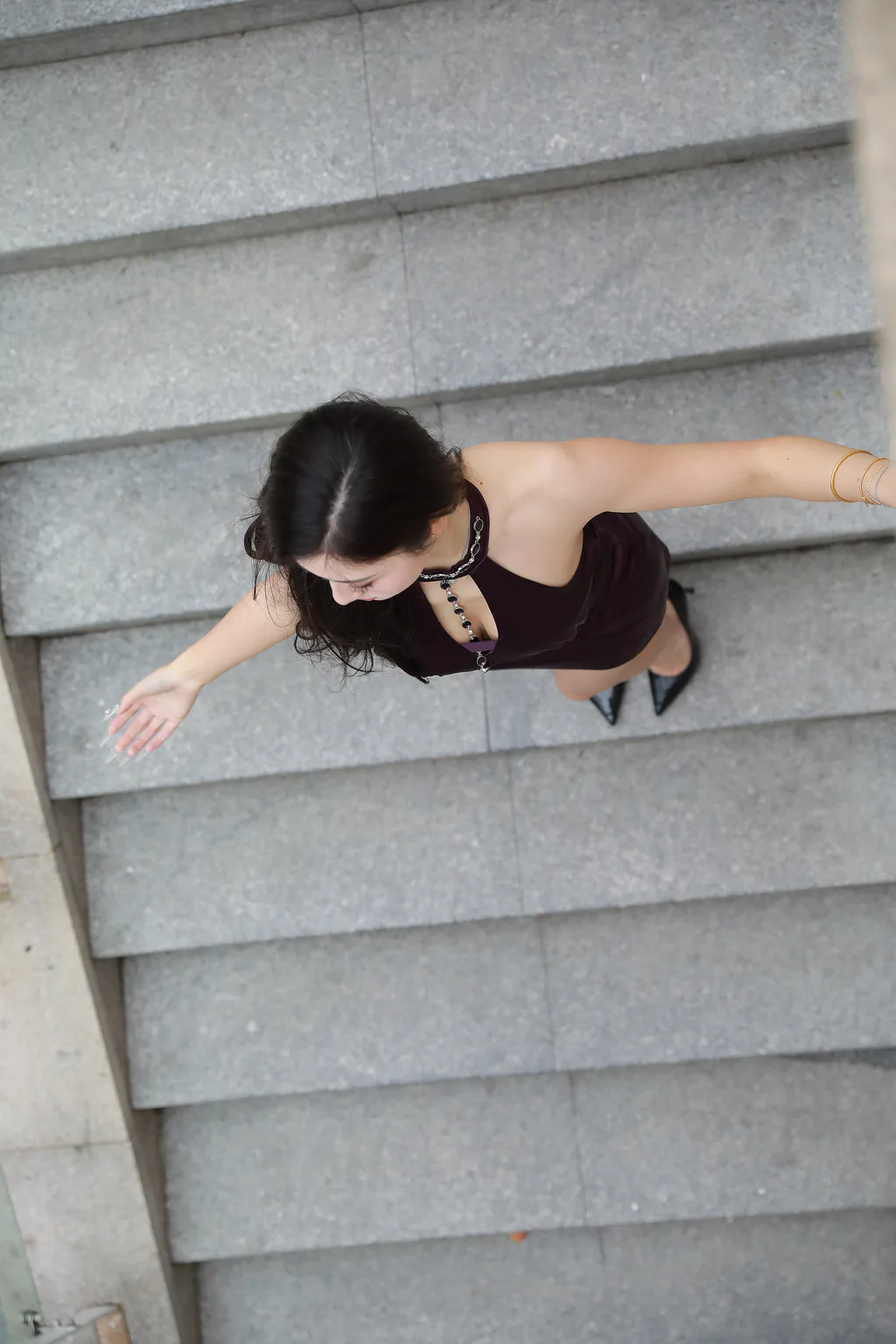 精选街拍作品 NO.6766 紫色包屯裙[405P/445MB]插图