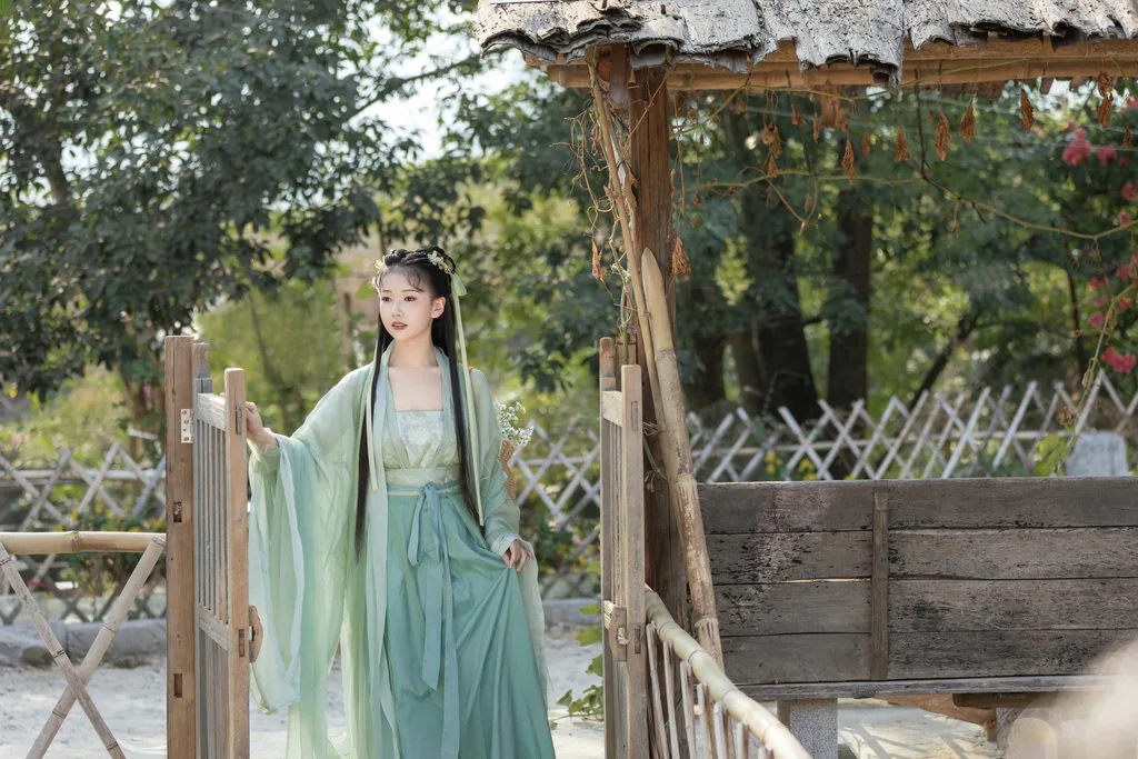 [YITUYU艺图语]2023.03.22 古桥记 酸辣湯兒[21+1P/237MB]插图3