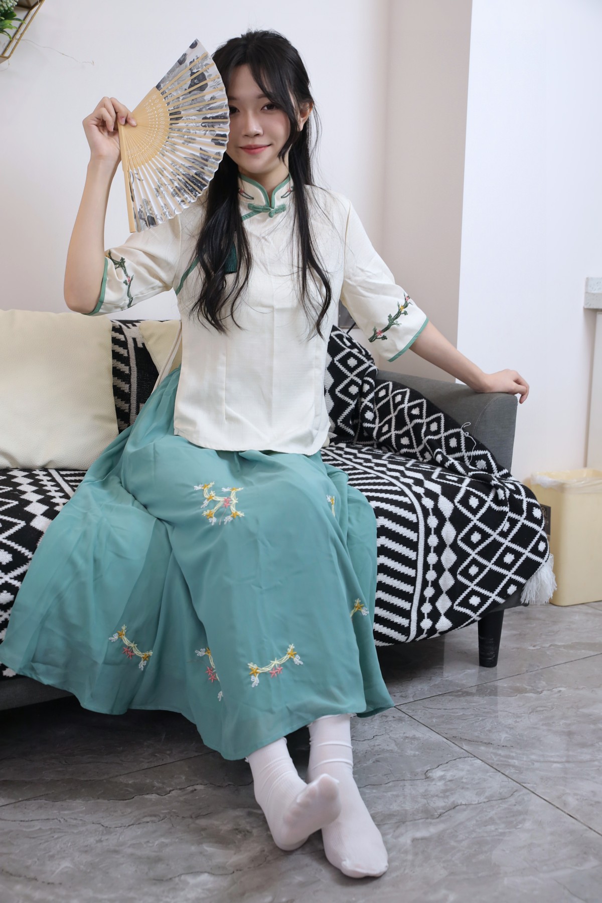 绮梦摄影85期：yuuu-无印珍藏版 [351P/1V/8.94GB]插图1