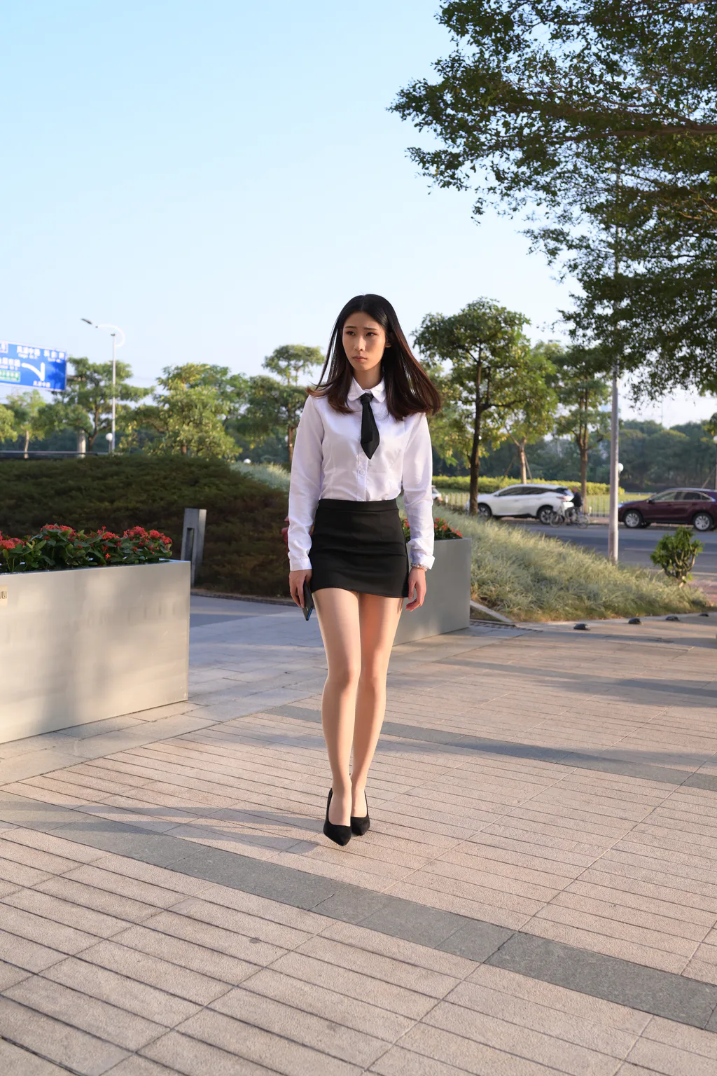 精选街拍作品 NO.6729 魔镜原版肉斯长褪[201P/13V/16.5G]插图1