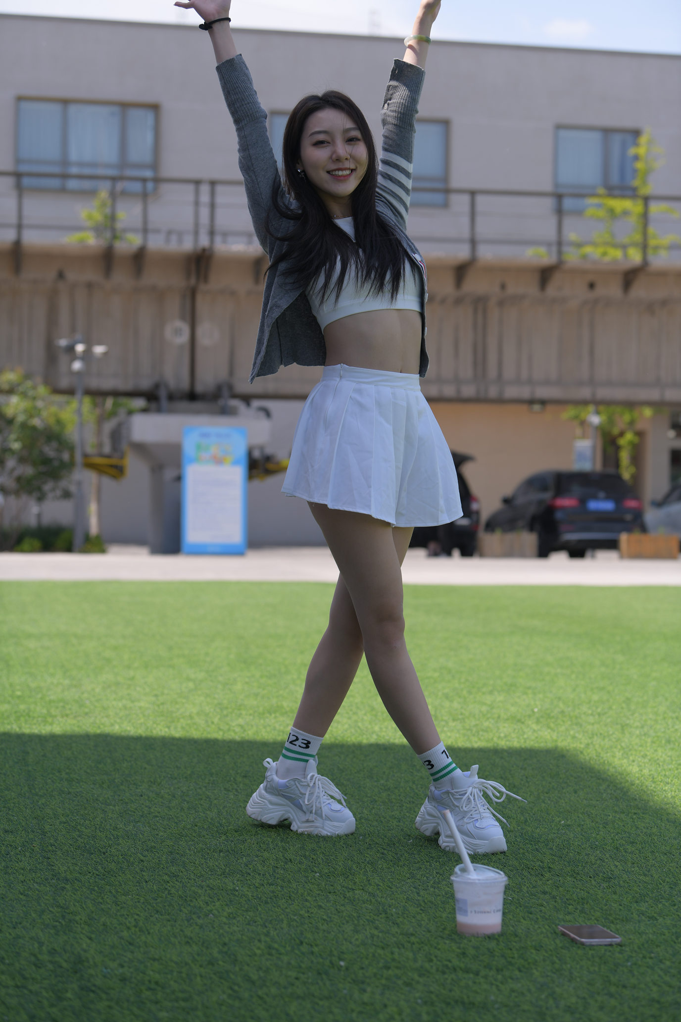 魔镜街拍1279-手心里的太阳[744P/16.3G]插图1