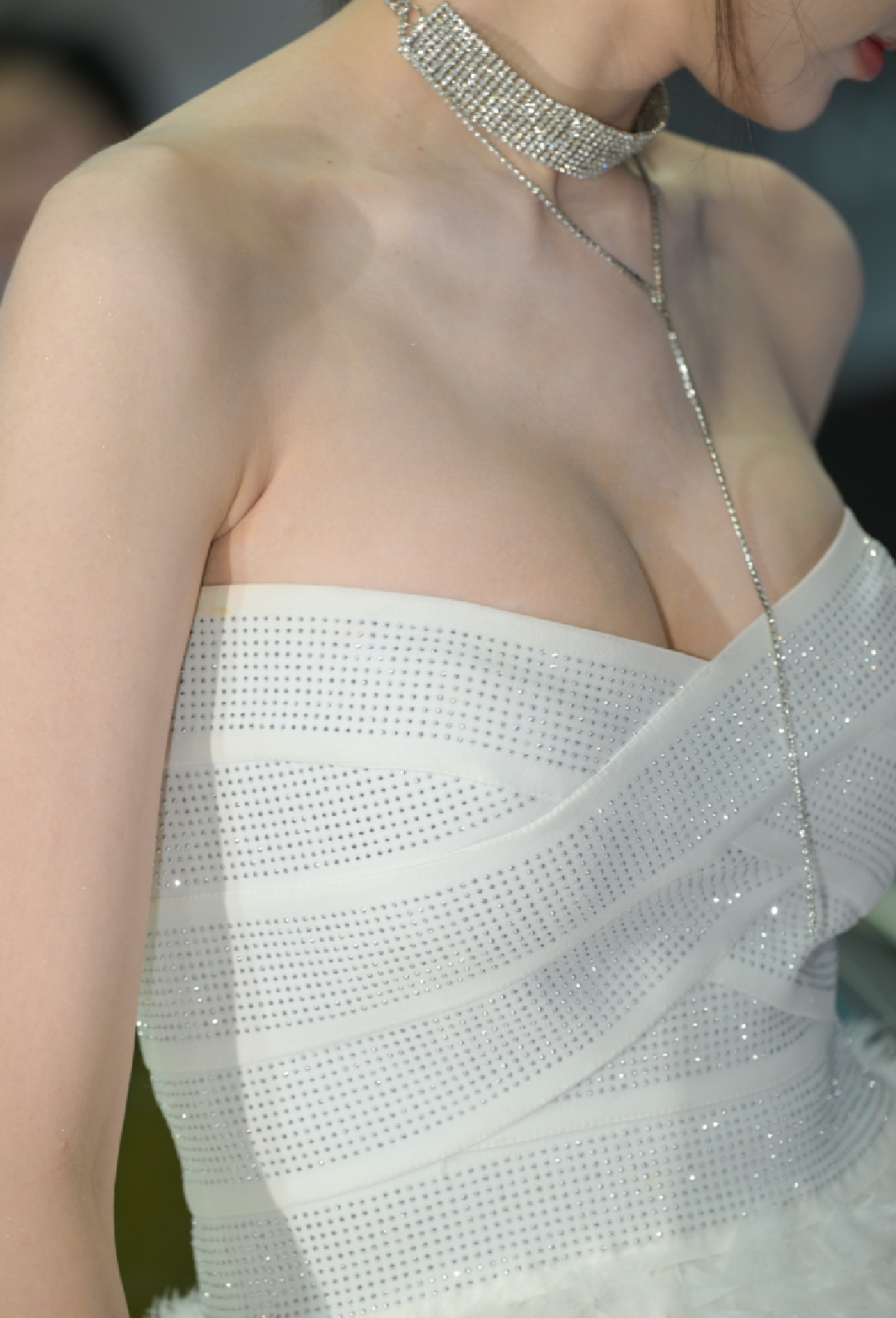 法拉利车模珍妮 2026深圳车展白色短裙系列图（四）[40P/1.05Gb]插图1