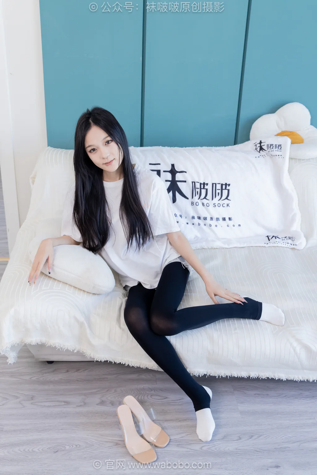 [BoBoSocks袜啵啵]NO.683 焦糖-高跟凉鞋、厚黑丝踩脚裤、白棉袜、裸足[165P/1V/6.85GB]插图1