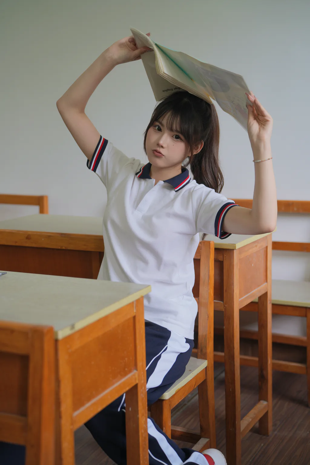 [YITUYU艺图语]2023.05.04 春日校园 shiro[25+1P/393MB]插图3
