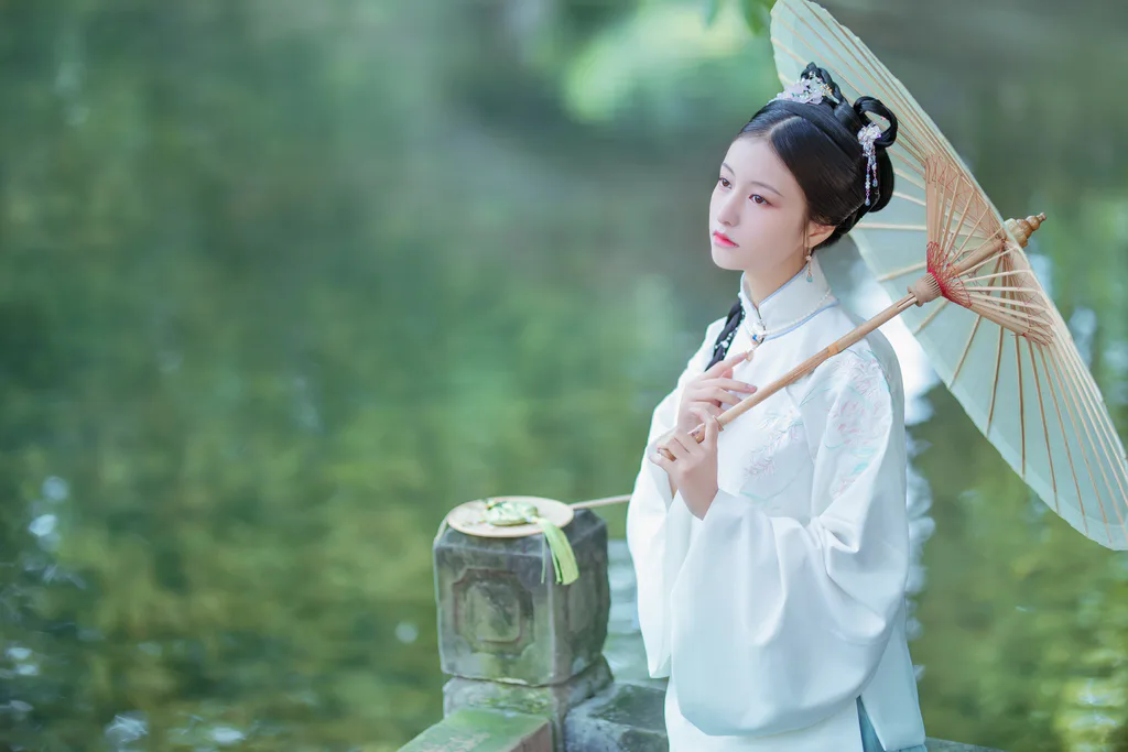 [YITUYU艺图语]2023.04.25 点绛唇 培培 [21+1P/71MB]插图1