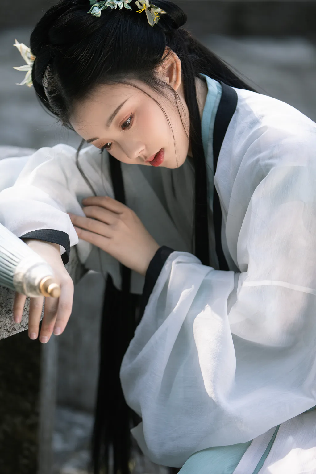 [YITUYU艺图语]2023.04.26 秋怀 小谨 [32+1P/478MB]插图
