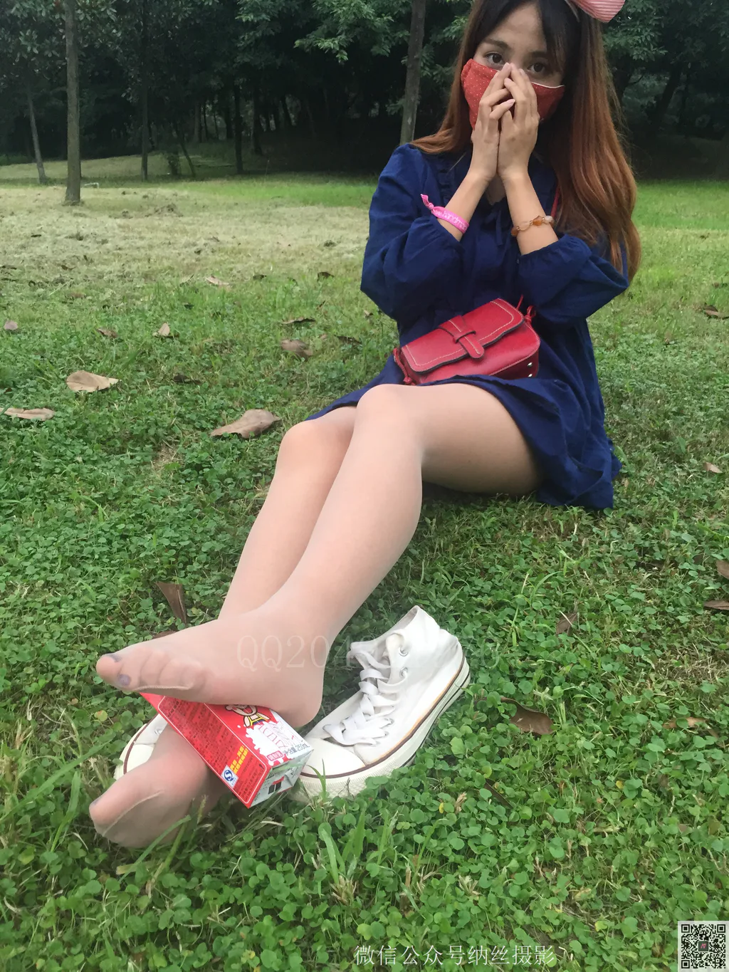[纳丝摄影]0048 璐璐 萌妹字肉丝美腿[82P/356MB]插图2