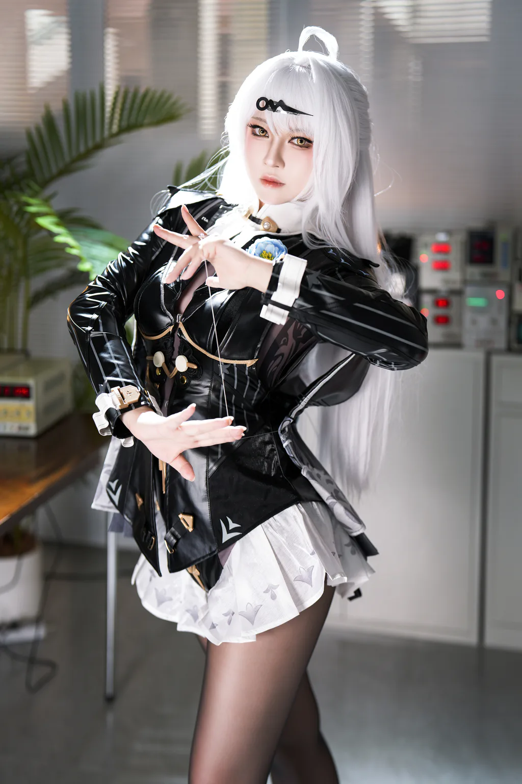 半半子  儀玄師匠[51P/4V/422MB]插图
