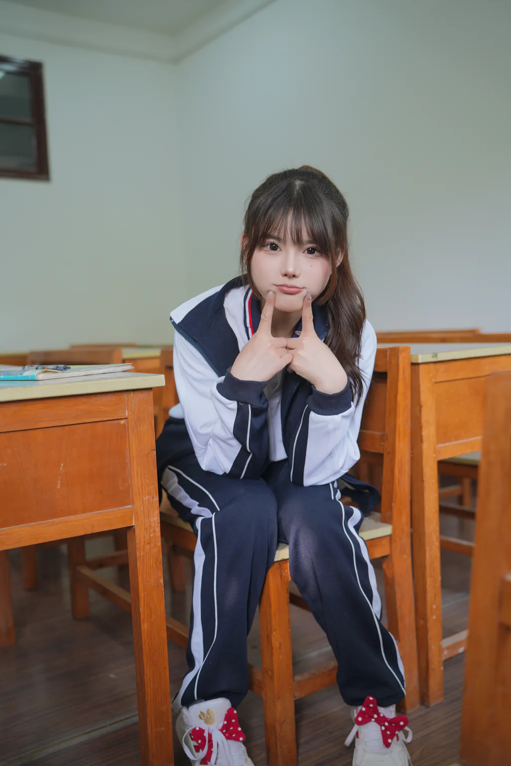 [YITUYU艺图语]2023.05.04 春日校园 shiro[25+1P/393MB]插图