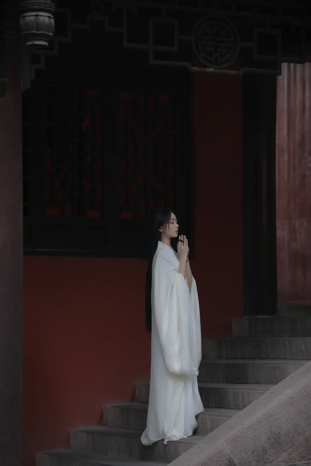 [YITUYU艺图语]2023.04.15 庇佑 素昧在路上 [24+1P/243MB]插图