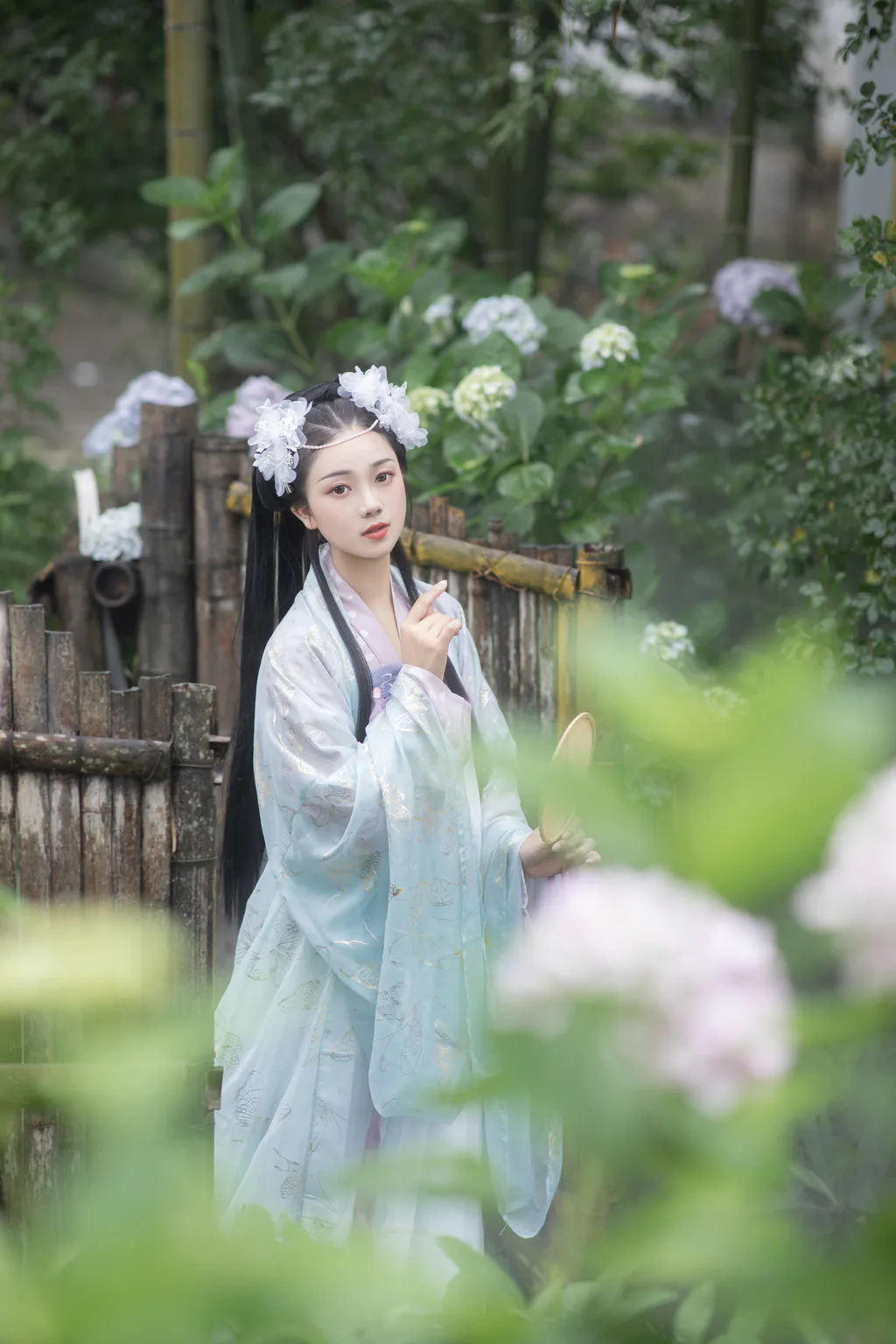[YITUYU艺图语]2023.04.23 不知春 秋哒哒–[34+1P/460MB]插图2