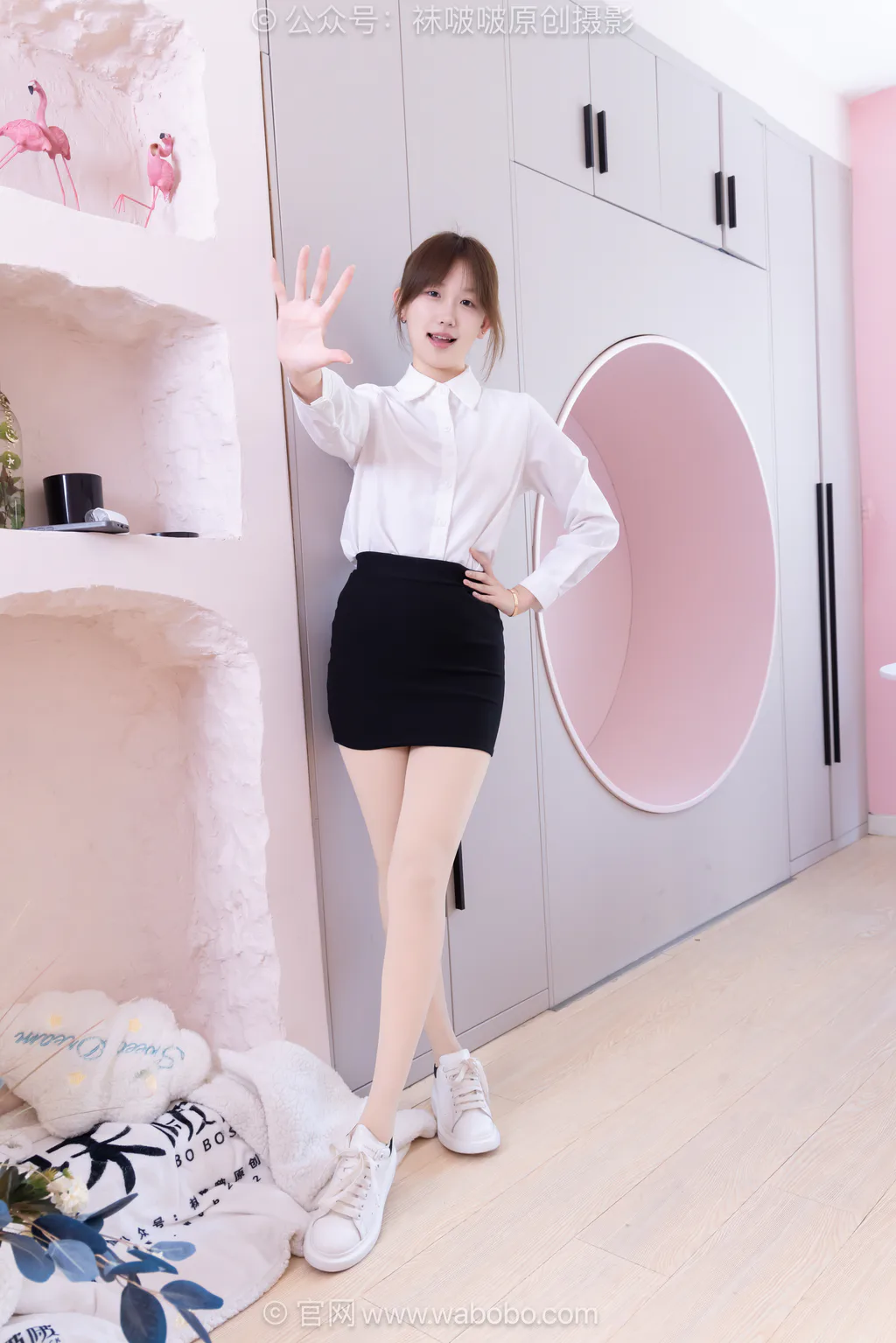 [BoBoSocks袜啵啵]NO.690 香菜-板鞋、厚肉丝、ol至服[156P/1V/5.73GB]插图3
