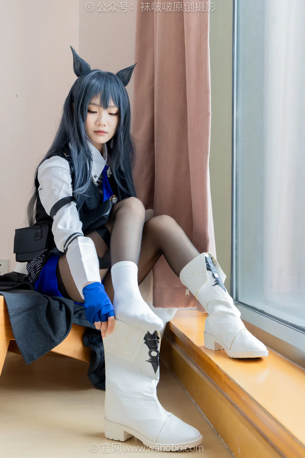 [BoBoSocks袜啵啵]NO.675 甜甜圈-靴子、纯白棉袜、薄黑丝[152P/1V/6.37GB]插图2