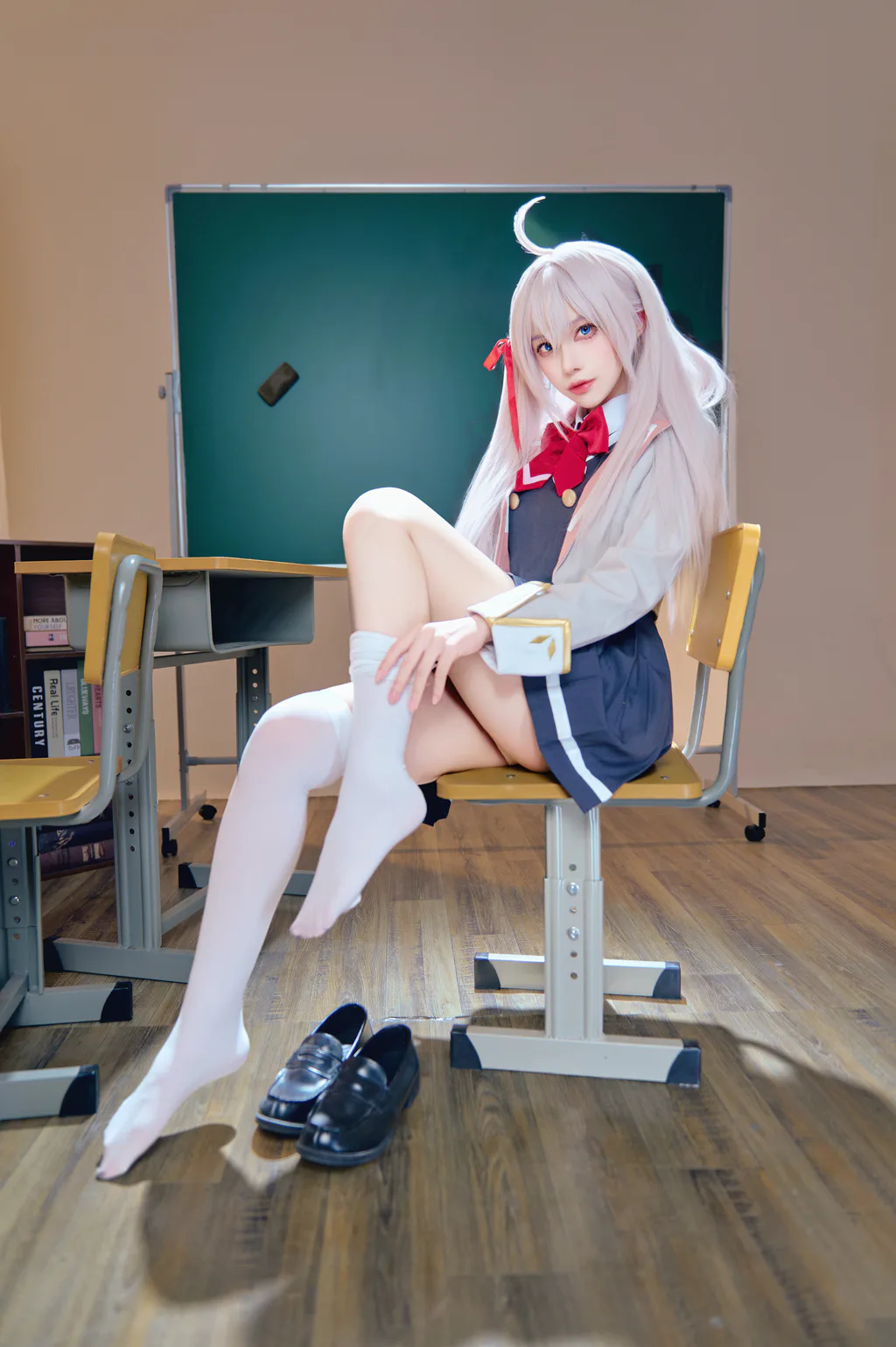 Shika小鹿鹿 – 艾莉同学[38P/357MB]插图1