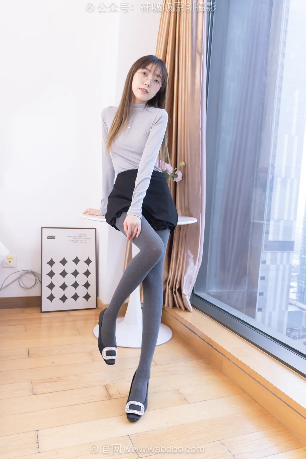 [BoBoSocks袜啵啵]NO.693 稚予-平底鞋、皮鞋、高跟鞋、浅厚灰丝、深厚灰丝[155P/1V/5.81GB]插图