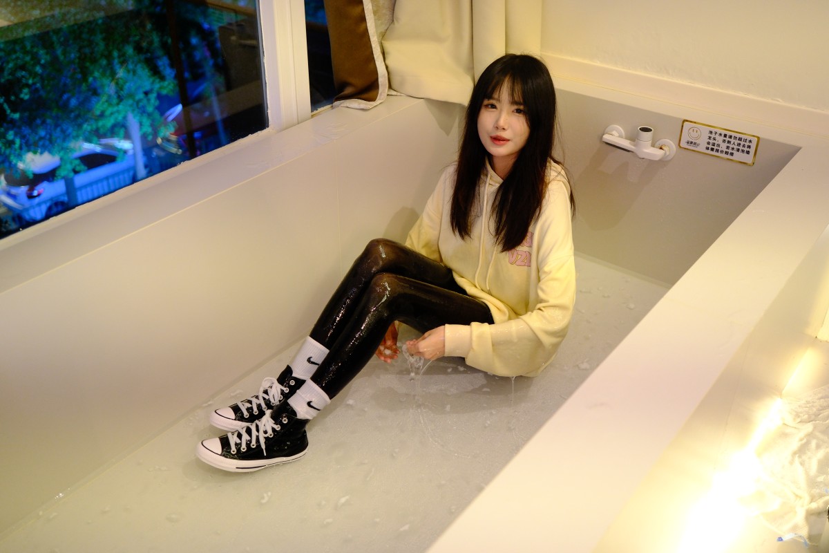 淼水映像：厚黑匡威 [250P/6V/32.20GB]插图2