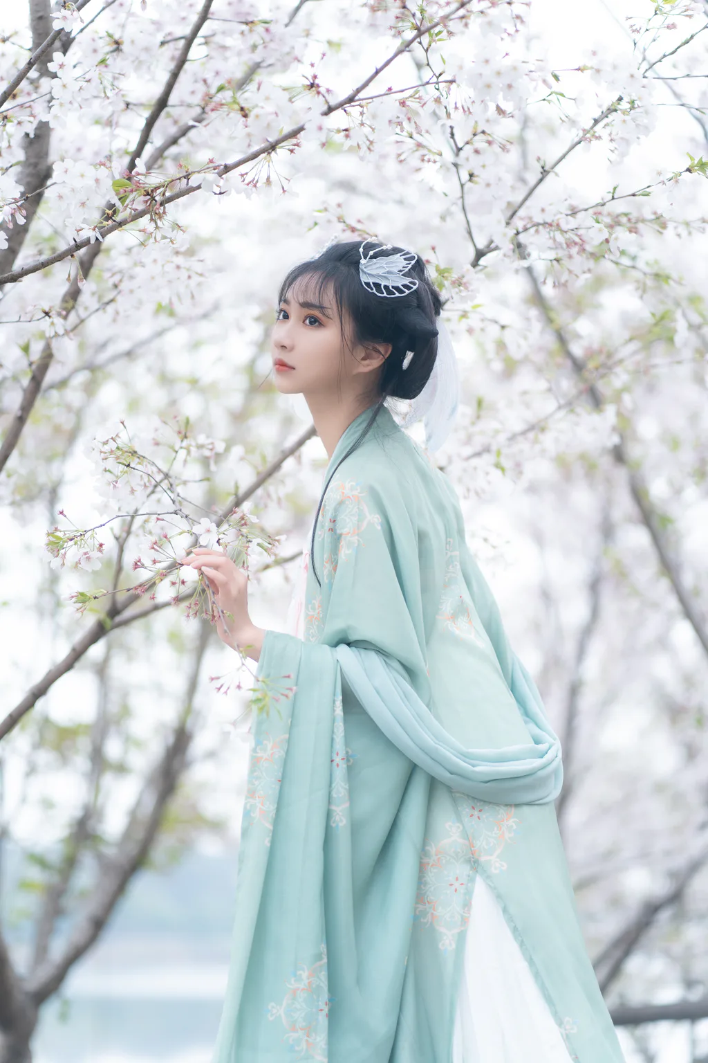 [YITUYU艺图语]2023.05.23 云孤月 绮罗生的小苏苏[21+1P/234MB]插图