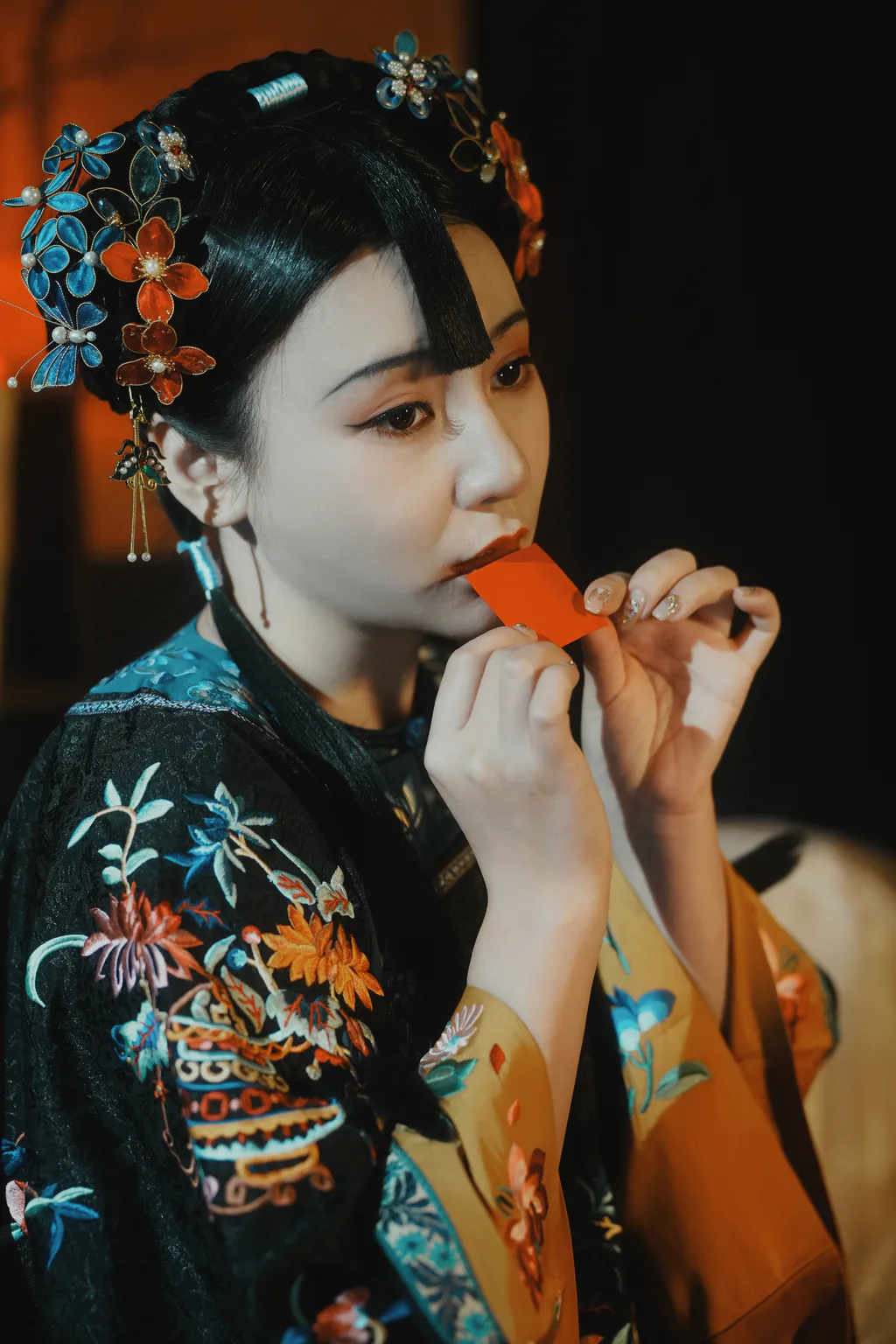 [YITUYU艺图语]2023.05.23 迷醉清汉 罗拉[25+1P/386MB]插图