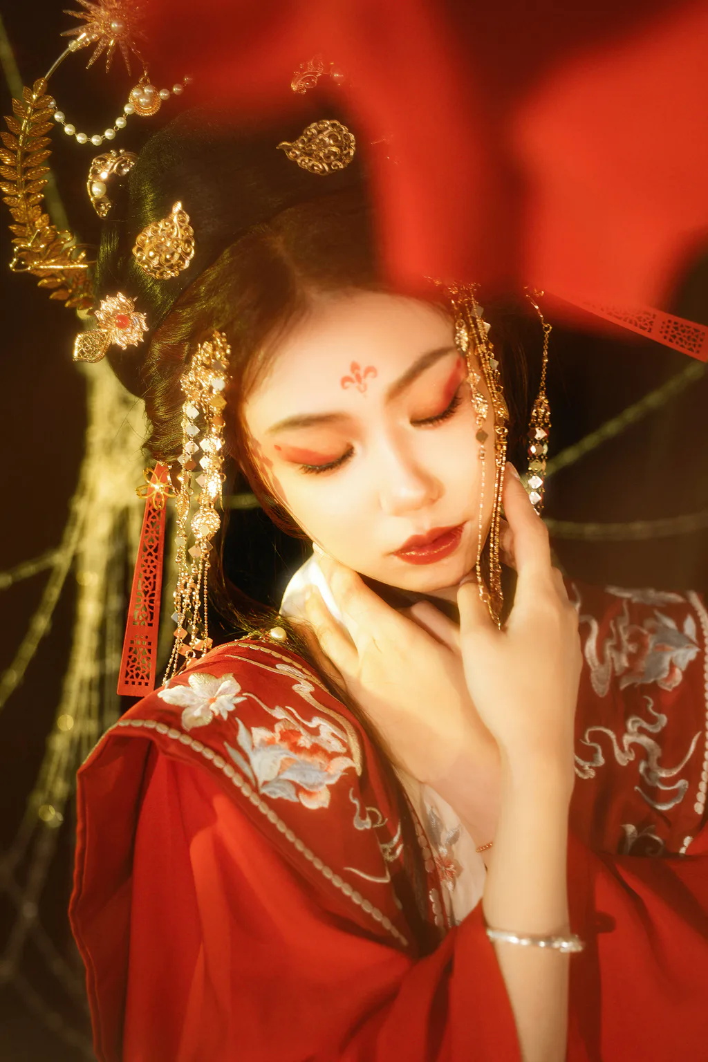 [YITUYU艺图语]2023.05.27 国风版纸醉金迷 TEN[27+1P/328MB]插图