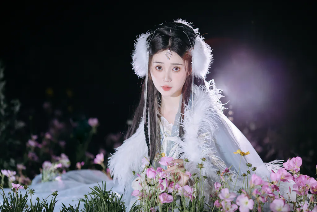 [YITUYU艺图语]2023.06.03 月光 褚鸢鸢[27+1P/443MB]插图3