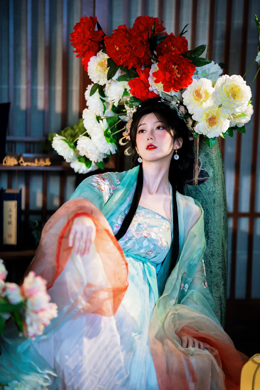 [YITUYU艺图语]2023.05.24 紫衣绿萝思君归 江寄鱼[20+1P/389MB]插图1