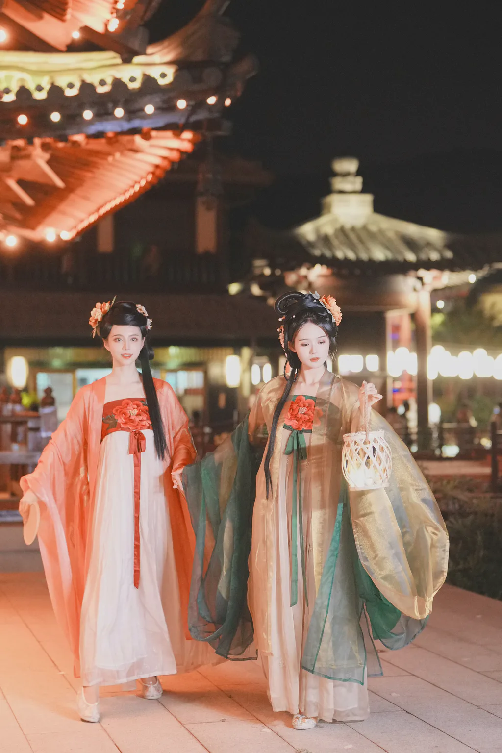 [YITUYU艺图语]2023.05.18 夜游灯会 兔子Zzz不吃胡萝卜[33+1P/405MB]插图1