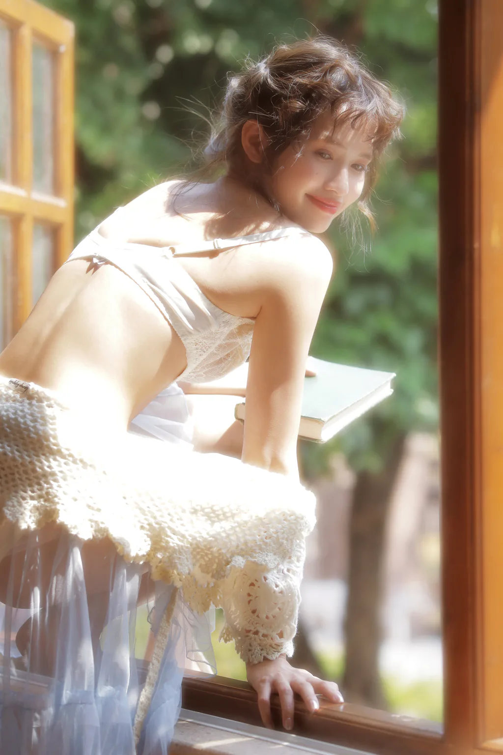 [YITUYU艺图语]2023.05.14 恋夏 夏施哈哈酱[33+1P/354MB]插图2
