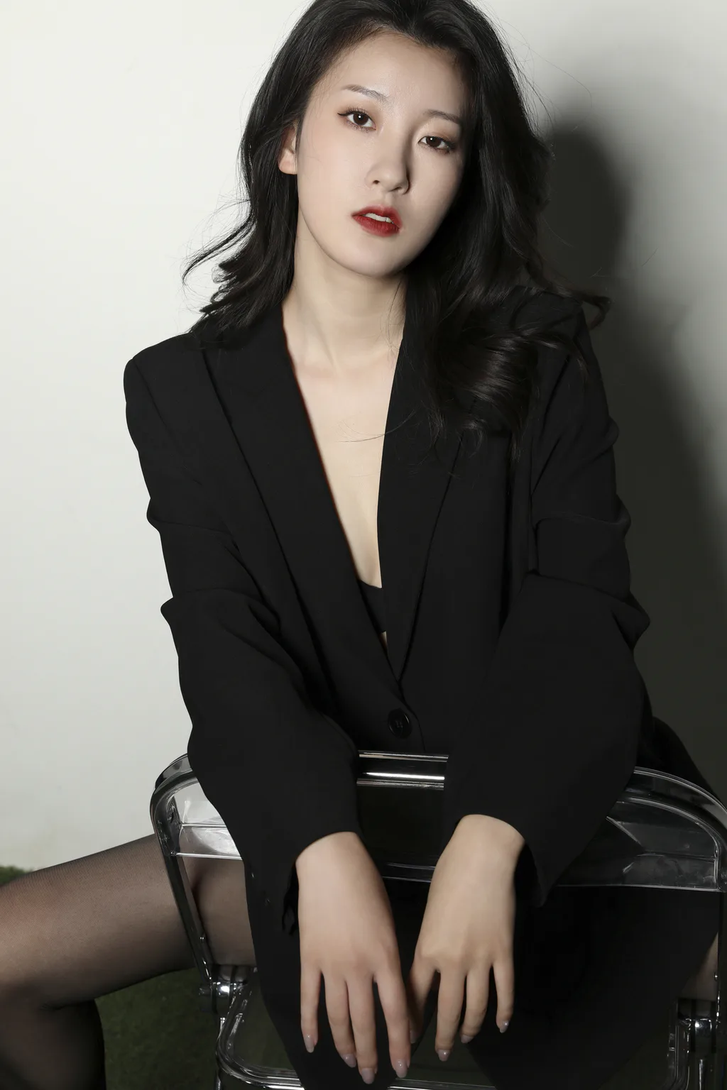 [YITUYU艺图语]2023.06.01 BLACK FOREVER 斐贤[36+1P/414MB]插图1