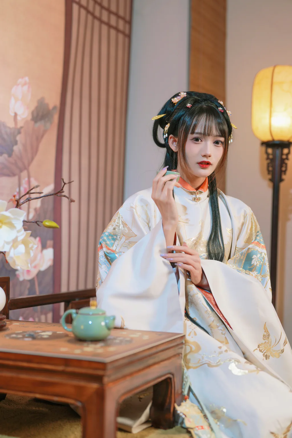 [YITUYU艺图语]2023.05.29 小轩窗，正梳妆 兔子Zzz不吃胡萝卜[38+1P/441MB]插图2
